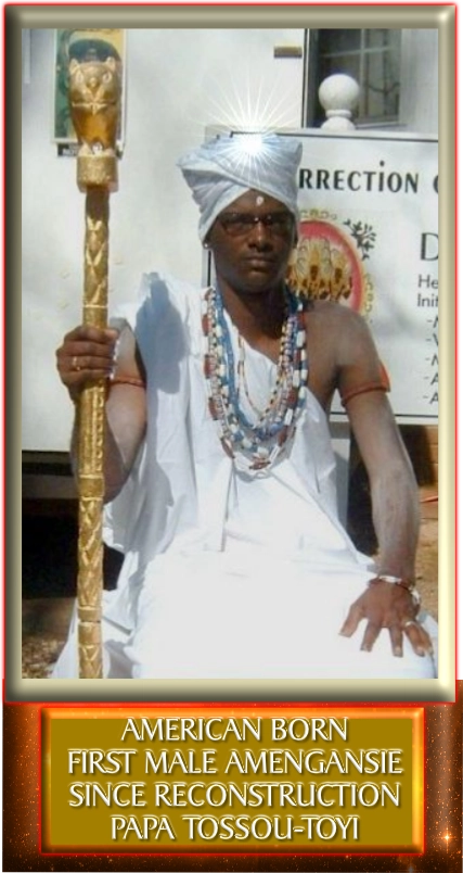 Papa Tossou Toyi, in regalia.